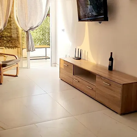 Casa Blanca Playa Paraiso Tenerife Apartment *